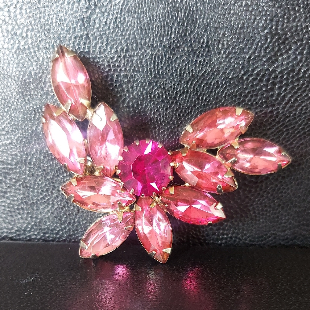 Vintage Pink And Fushia Rhinestone Brooch Pin